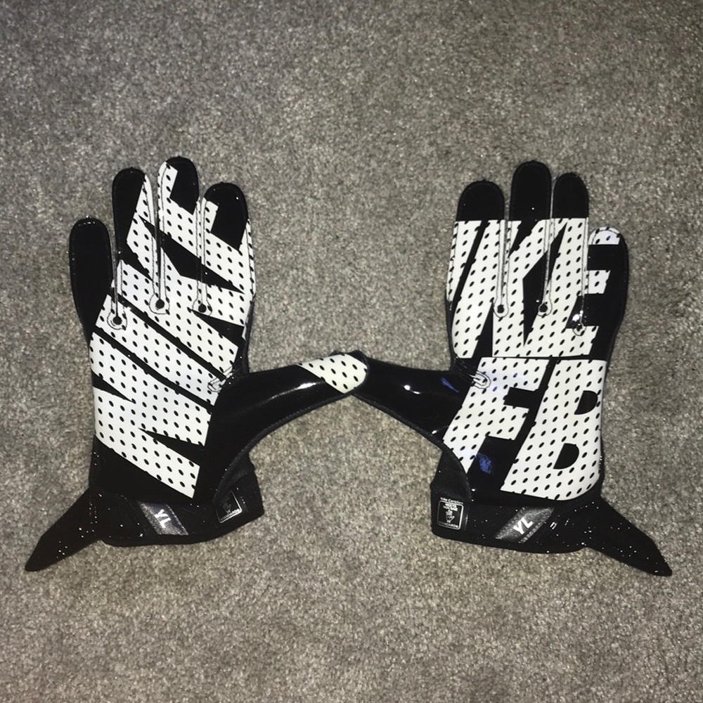 Football bundle - Picture 2 of 8